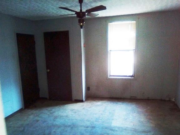 5th image of 2110 Ohio Ave