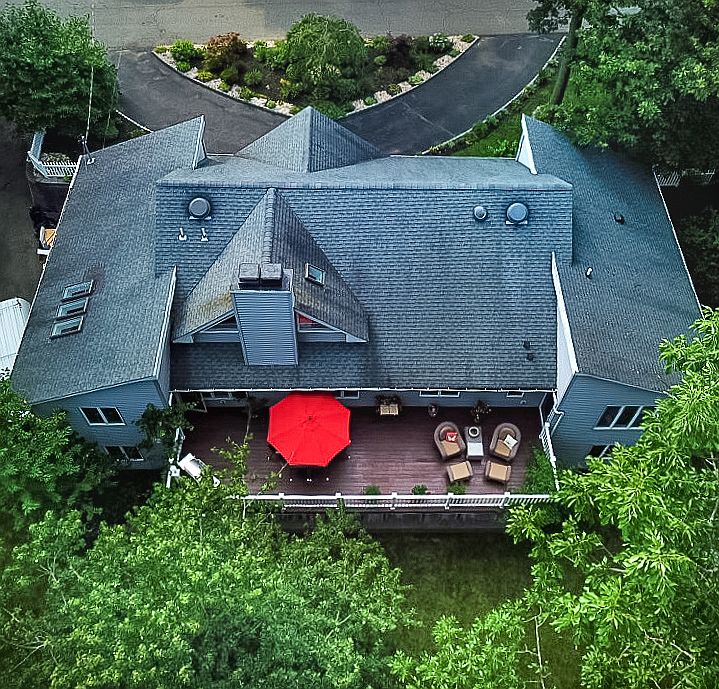 2nd image of 4 Oakwood Dr