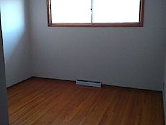 3rd image of 1417 43rd St SW