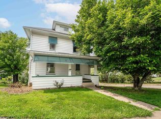 888 Riverview Dr, Morgantown, WV 26505