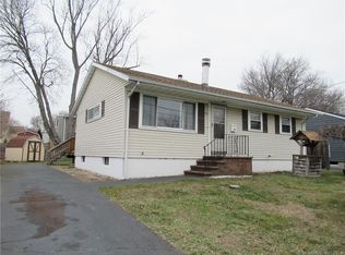 98 Andrassy Ave, Fairfield, CT 06824