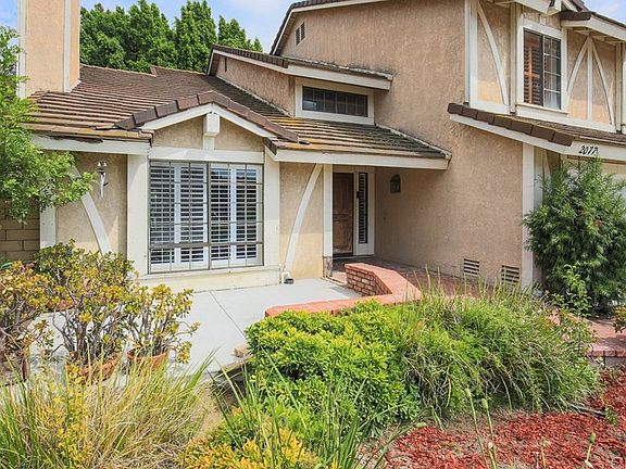 3rd image of 2077 Lake Canyon Dr