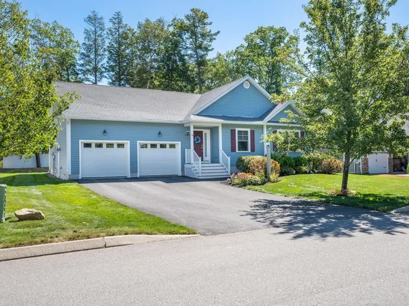 67 Forest Glen Lane, Topsham, ME 04086