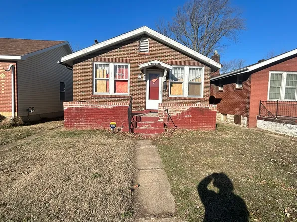 4025 Beachwood Ave, Saint Louis, MO 63121