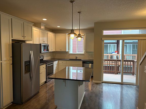 4th image of 18272 SW Annamae Ln