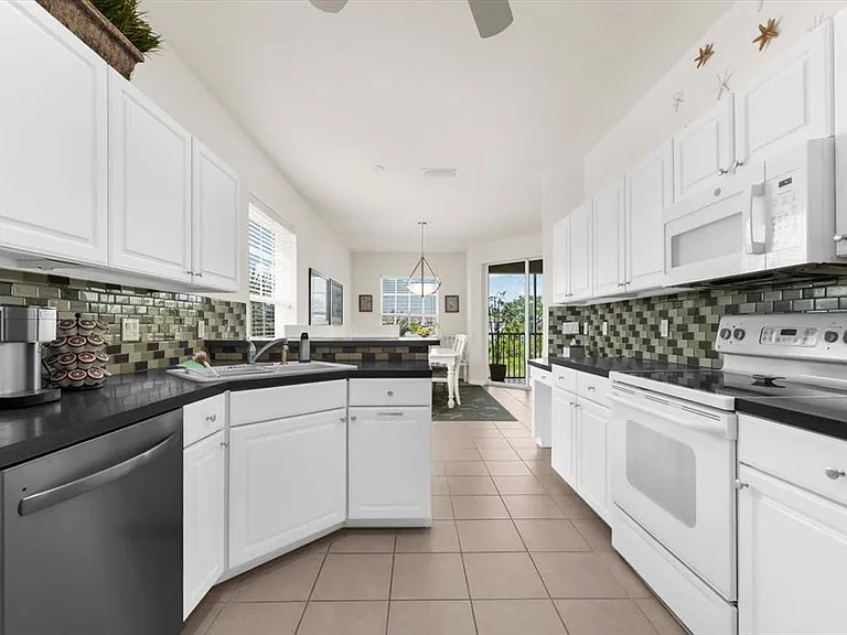 4500 Streamside Ct #1408 — Photo 33