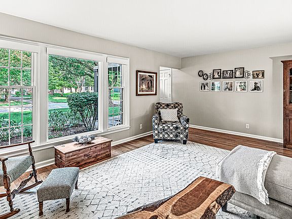 5th image of 6029 Riverview Dr