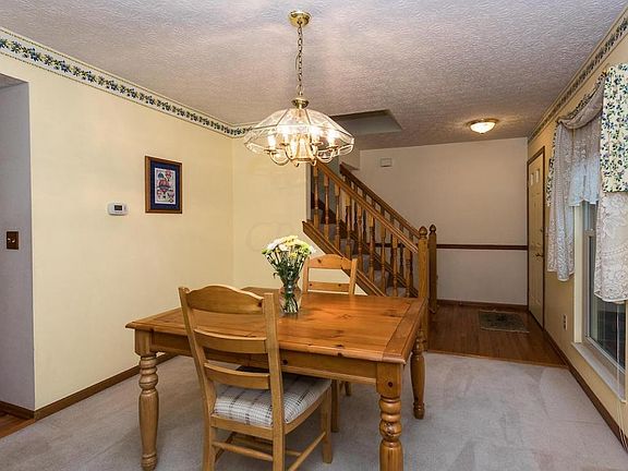 4th image of 8426 Priestley Dr