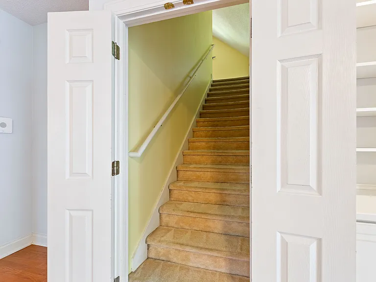 732 Lawton Harbor Dr — Photo 31