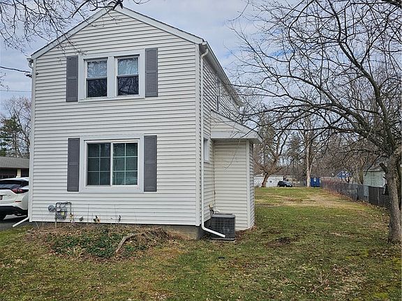 2nd image of 24 Ridge Rd