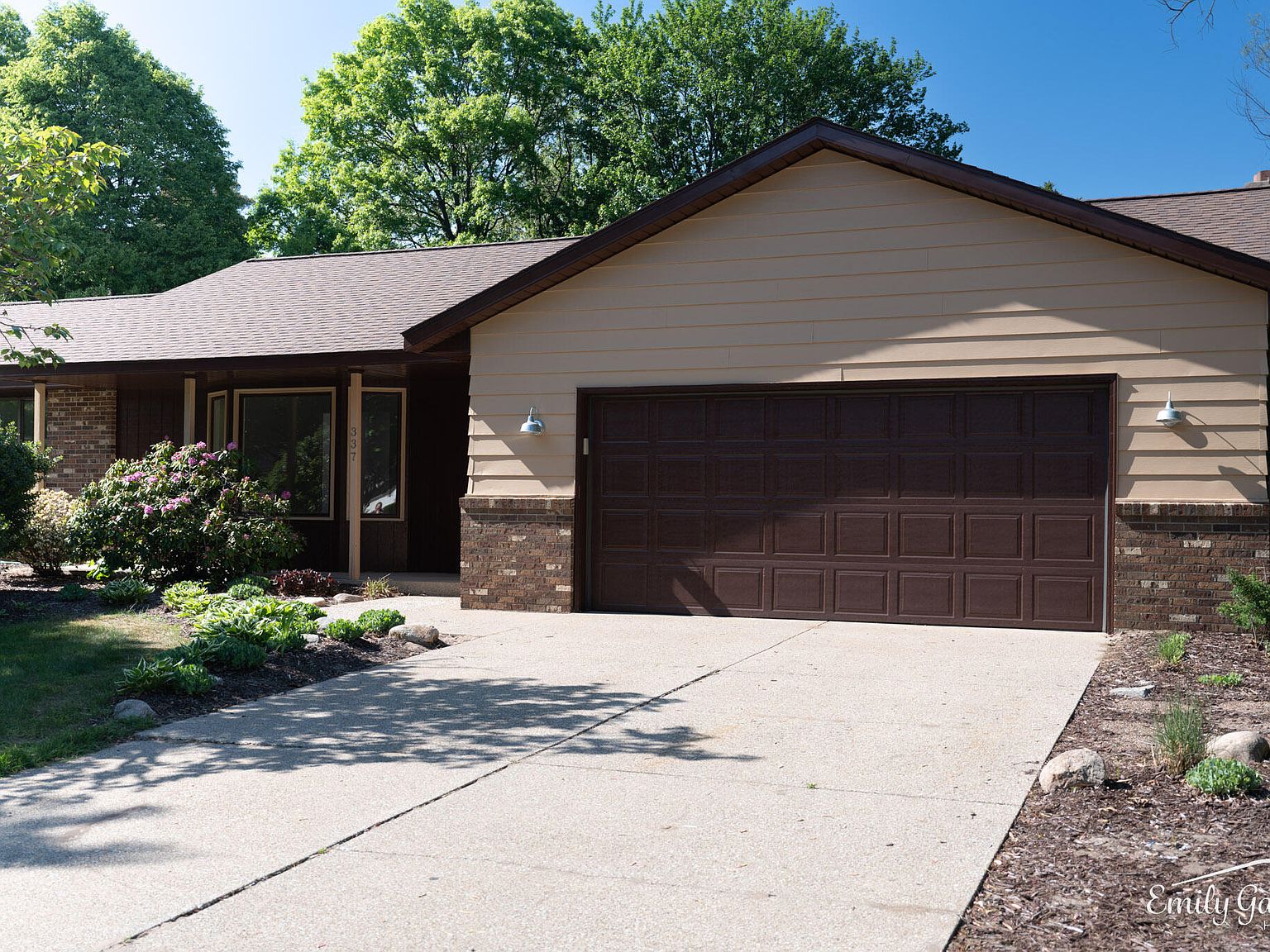 337 Evergreen Dr, Holland, MI 49424 Zillow