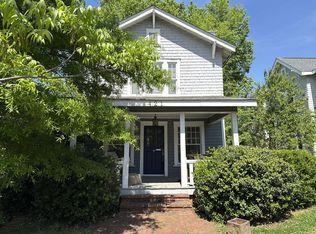 421 Hawthorne Ln, Charlotte, NC 28204