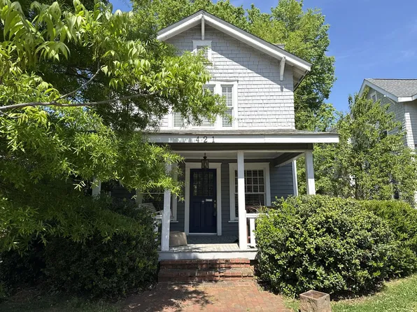 421 Hawthorne Ln, Charlotte, NC 28204