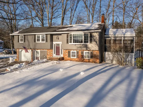 3 Hickory Drive, Derry, NH 03038