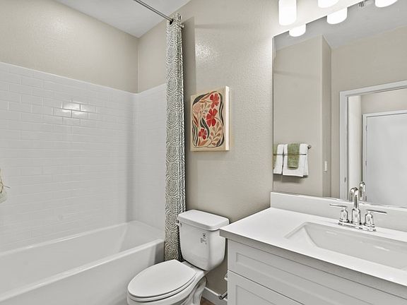Griffin Secodary Bathroom