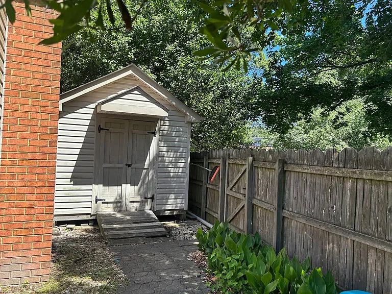 4559 Revere Dr — Photo 5