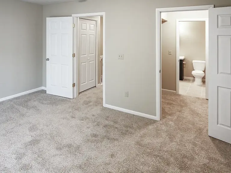 Walden Pond Condominiums — Photo 12
