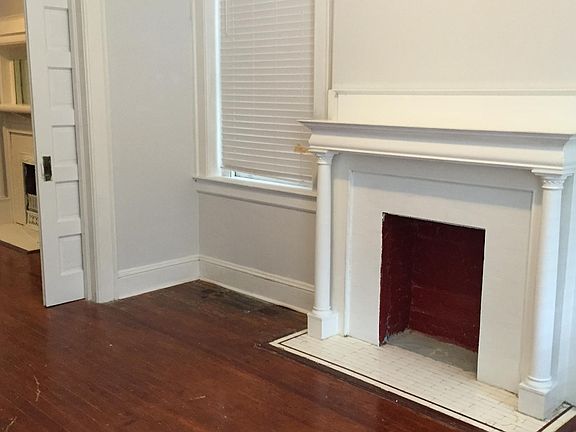 2nd image of 808 Westover Ave APT 1