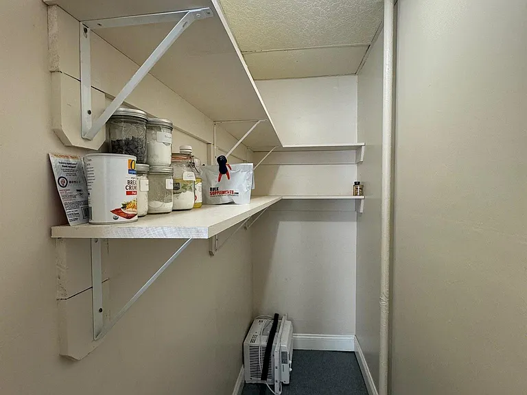 235 Columbia St #1 — Photo 3