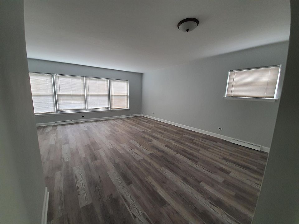 1st image of 9101 Skokie Blvd #2