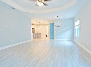 2425 Ariane Dr, Naples, FL 34112