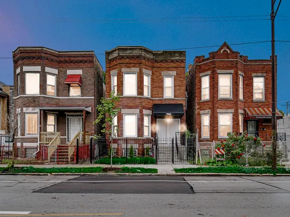 7042 S Racine Ave, Chicago, IL 60636