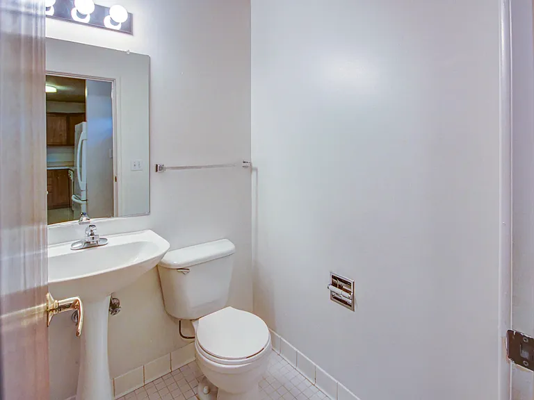 Lighthouse Point Townhomes — Photo 13