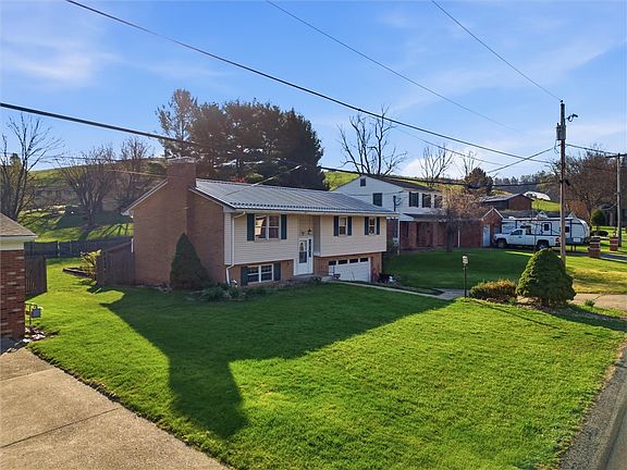 2nd image of 82 Spring Valley Rd N
