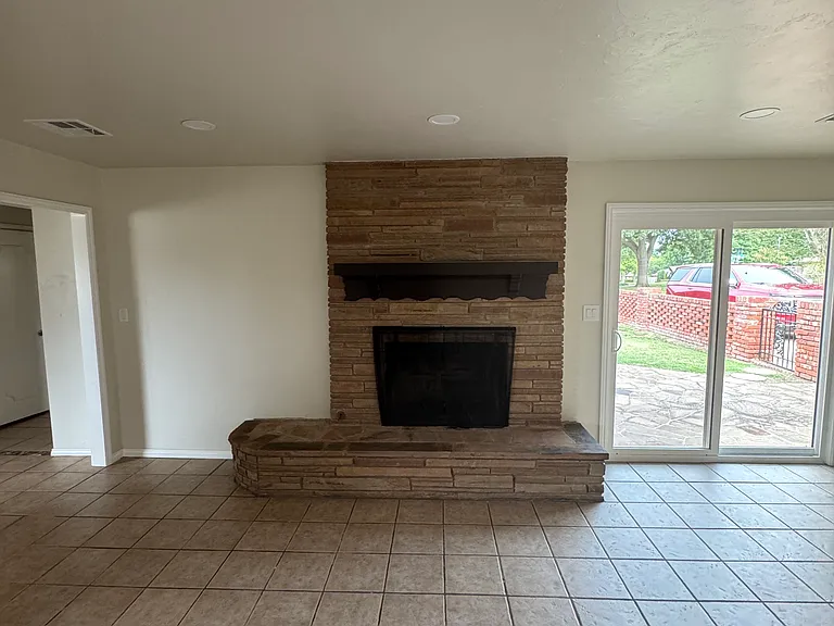 3600 NW 67th St — Photo 8