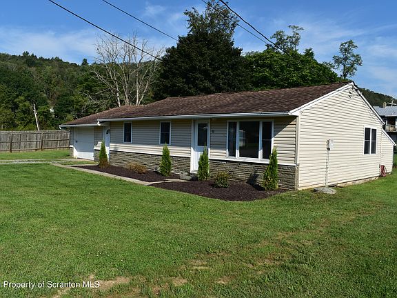 3rd image of 72 Cobb St