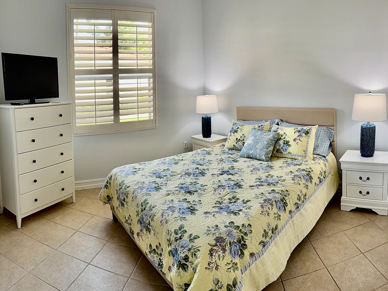 3 bed, 1742 sqft, $4,200 — Photo 3