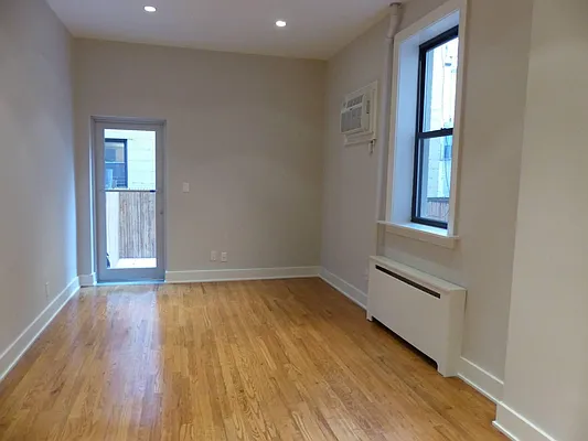 Rented by Immac Realty | media 29