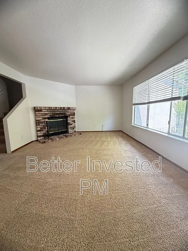 Building Photo - 7720 Bodega Ave #3