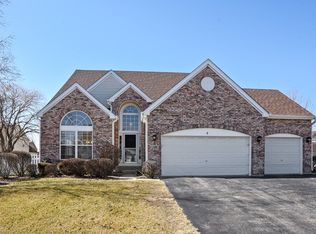 126 Rushmore Dr, Bartlett, IL 60103