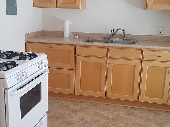 3rd image of 4329 E 1st St