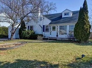 693 Salem Rd, Union, NJ 07083