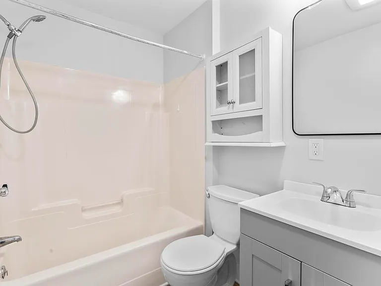 30 Anthony St #A — Photo 16
