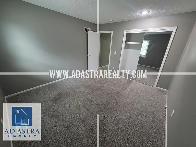 11807 Caenen St — Photo 16