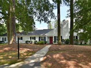 201 Knollwood St, Winston Salem, NC 27104