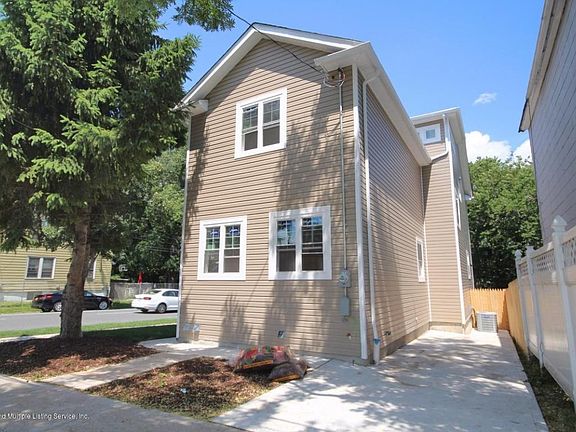 2nd image of 37 Osgood Ave
