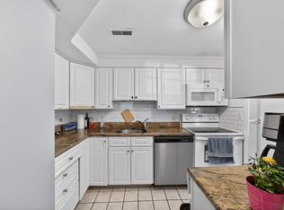 68 Jericho Rd #68, Weston, MA 02493