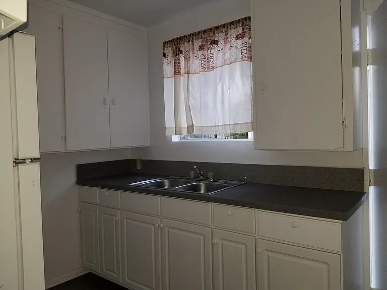 1237 Massachusetts Ave #1237 — Photo 6