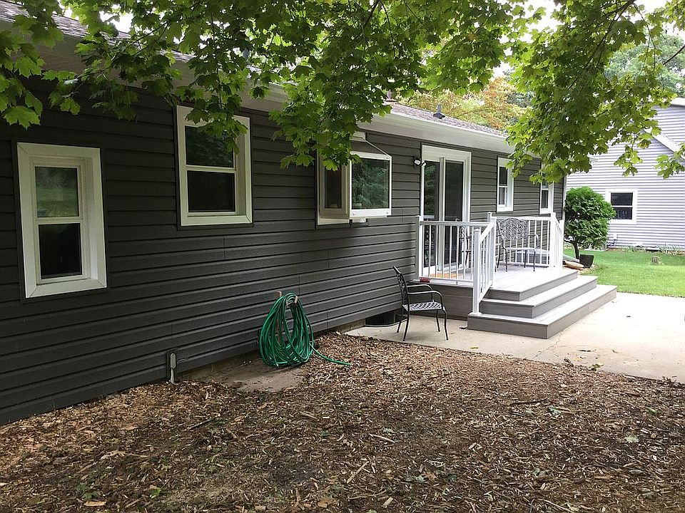 2nd image of 163 Burr Oak Dr