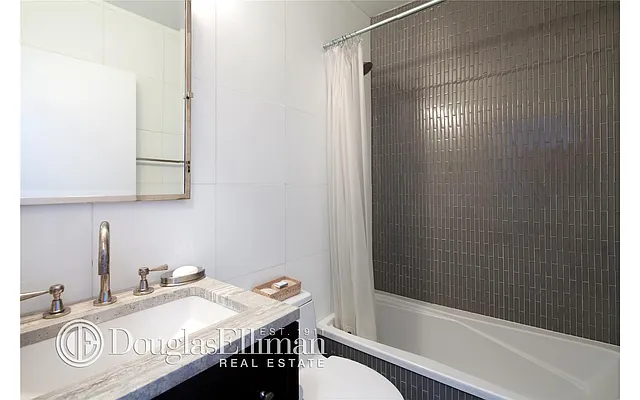 Rented by Douglas Elliman | media 15