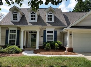 7238 Hunters Spring Dr, Charlotte, NC 28269