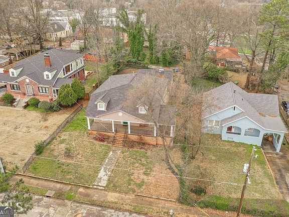4th image of 258 Sunset Ave NW
