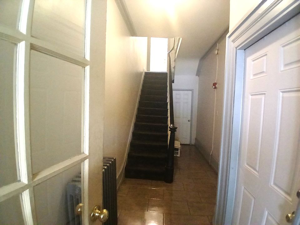 Entrance Staircase