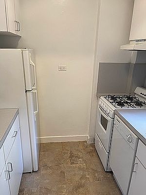 1st image of 139 E 35th St APT 5H