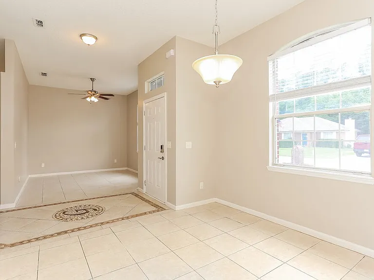 2222 Thomas Lynch Ct — Photo 6