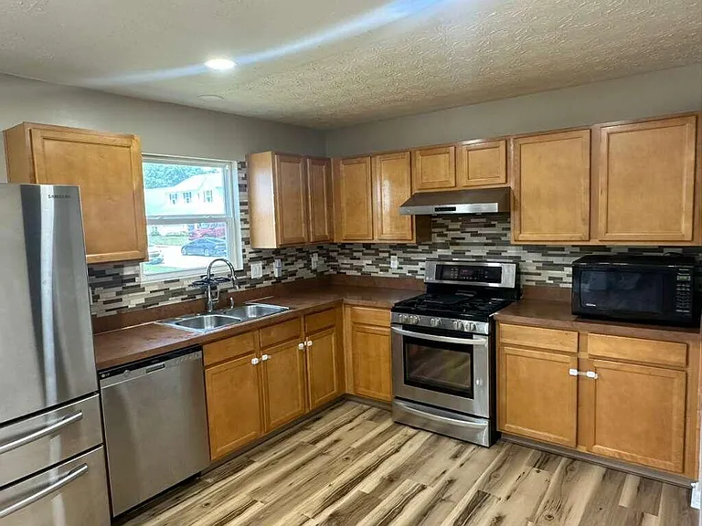 2397 Angelfire Dr — Photo 4